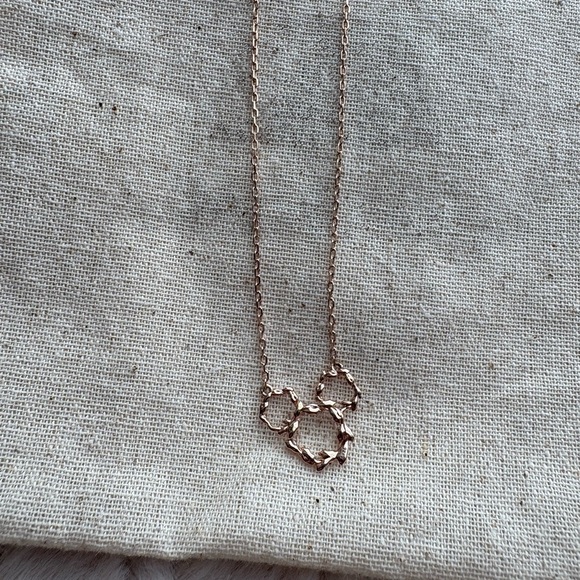 Fintastic Configuration Magic Christmas Wreath Necklace Rose Gold 🎄 - Picture 1 of 3